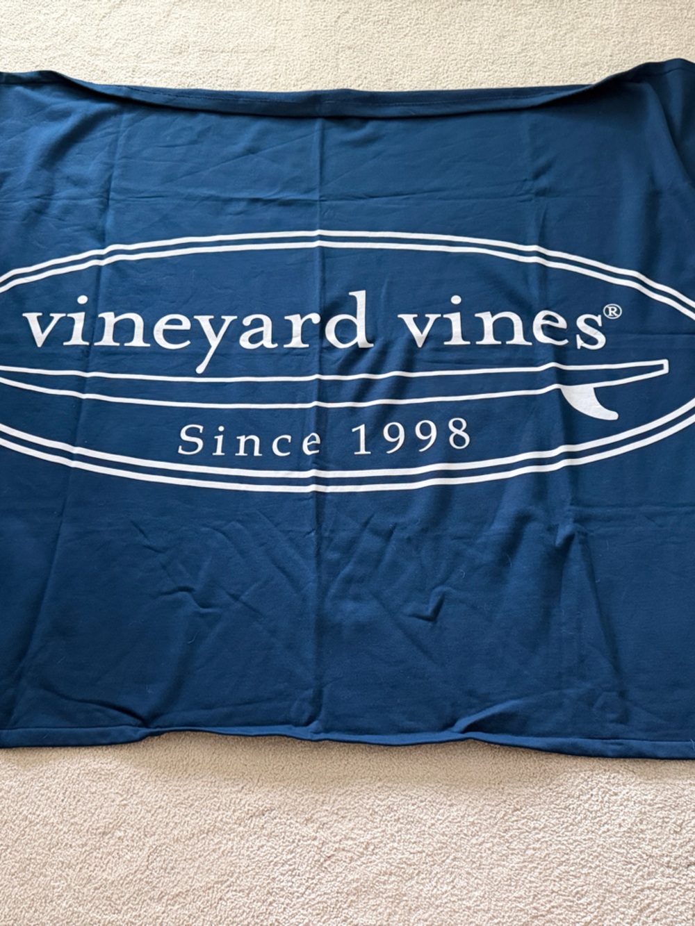 Vineyard vines blanket